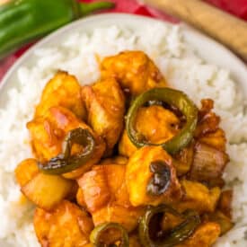 Plate of jalapeno chicken served over white rice.
